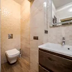 아파트 Inshiapartments On Kovzhuna Str 리비프