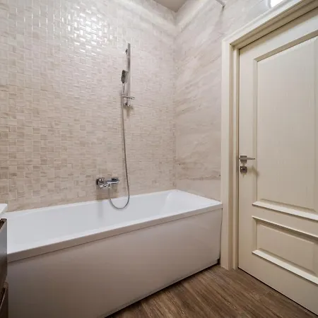 Inshiapartments On Kovzhuna Str